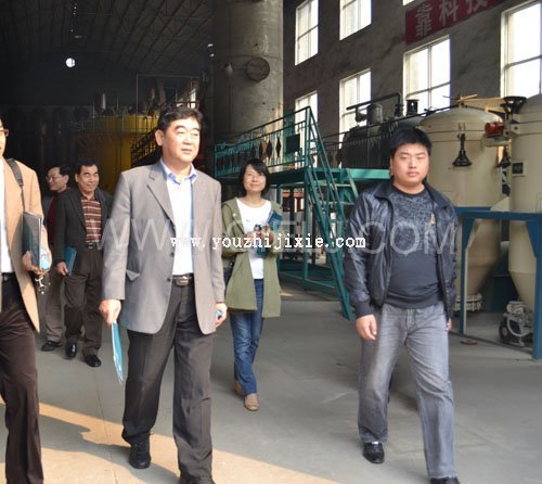 韓國油脂協(xié)會來我司參觀考察和學術(shù)交流 進行的學術(shù)交流與探討(圖5)